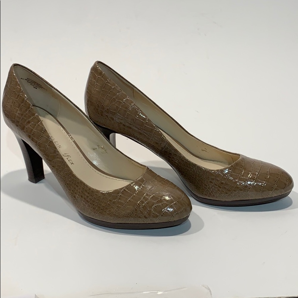 Anne Klein iFlex SNAKESKIN Pumps 9M Tan Brown